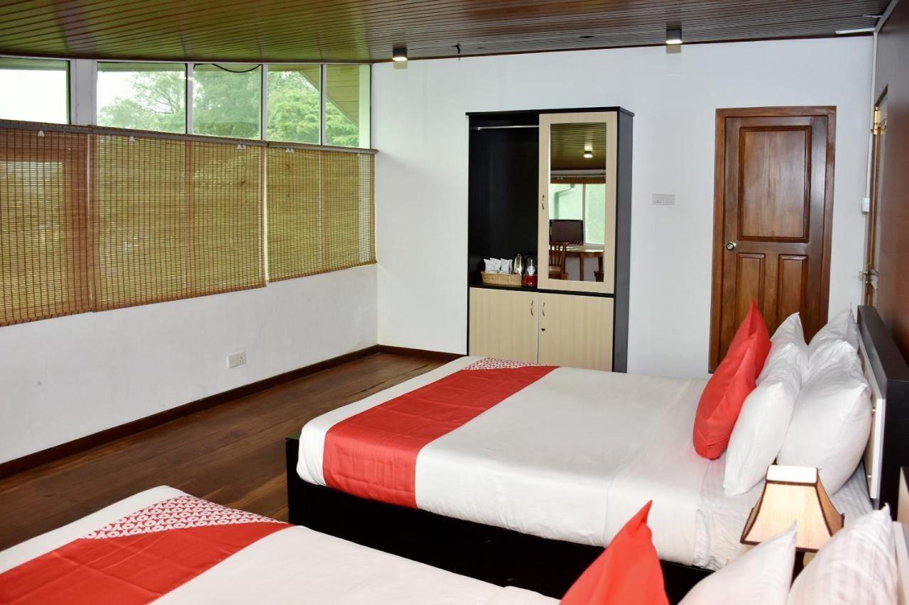 Oyo 430 The Turf Villa Нувара Елия Екстериор снимка