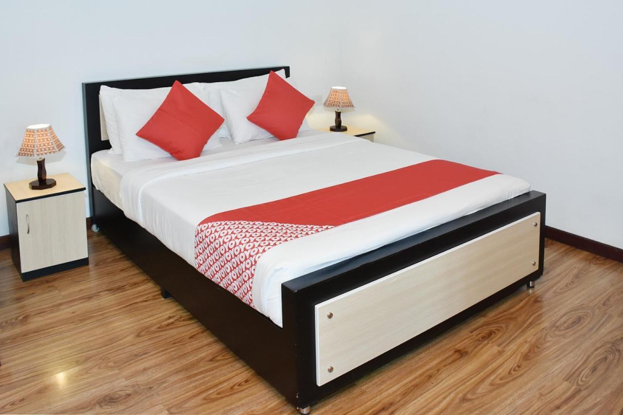 Oyo 430 The Turf Villa Нувара Елия Стая снимка