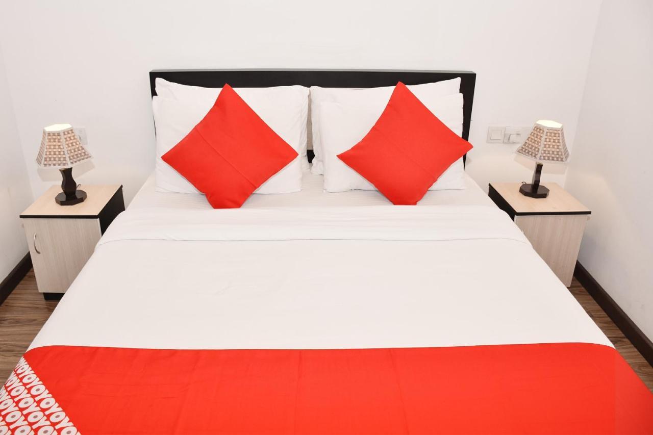 Oyo 430 The Turf Villa Нувара Елия Стая снимка